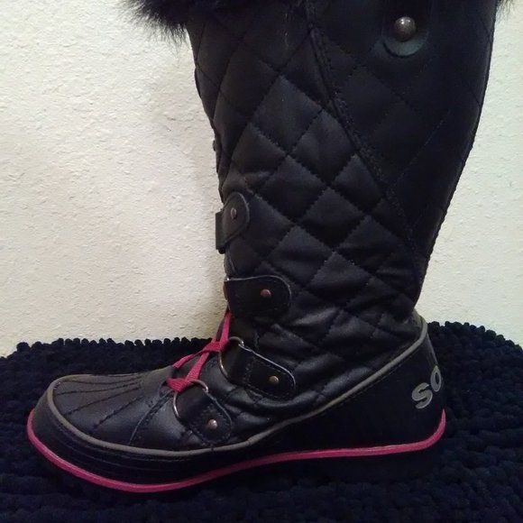 Sorel Black Winter Faux Fur Side Twist Lace-up Boots Size 7 - Picture 4 of 12